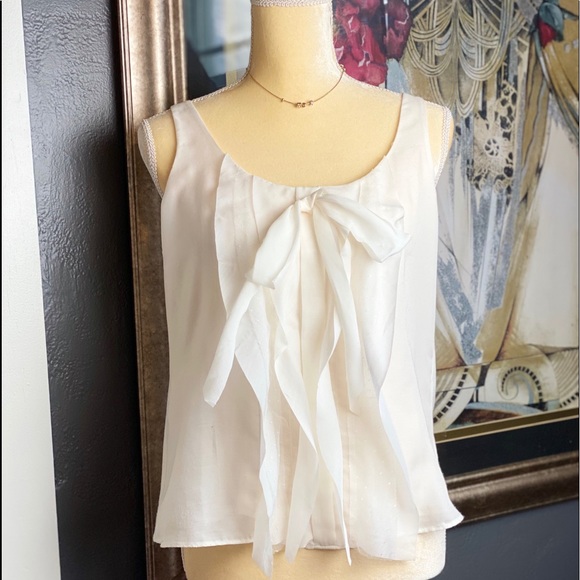 LOFT  Shortsleeve cream blouse tank top  size xs - Picture 2 of 9